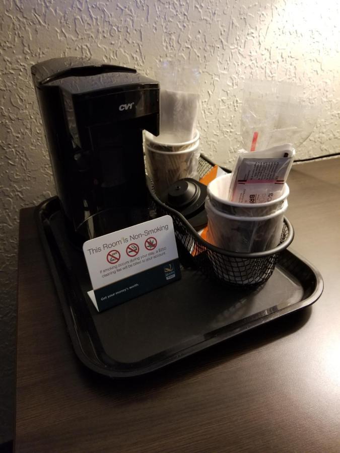Quality Inn & Suites Leesburg Chain Of Lakes Exteriör bild
