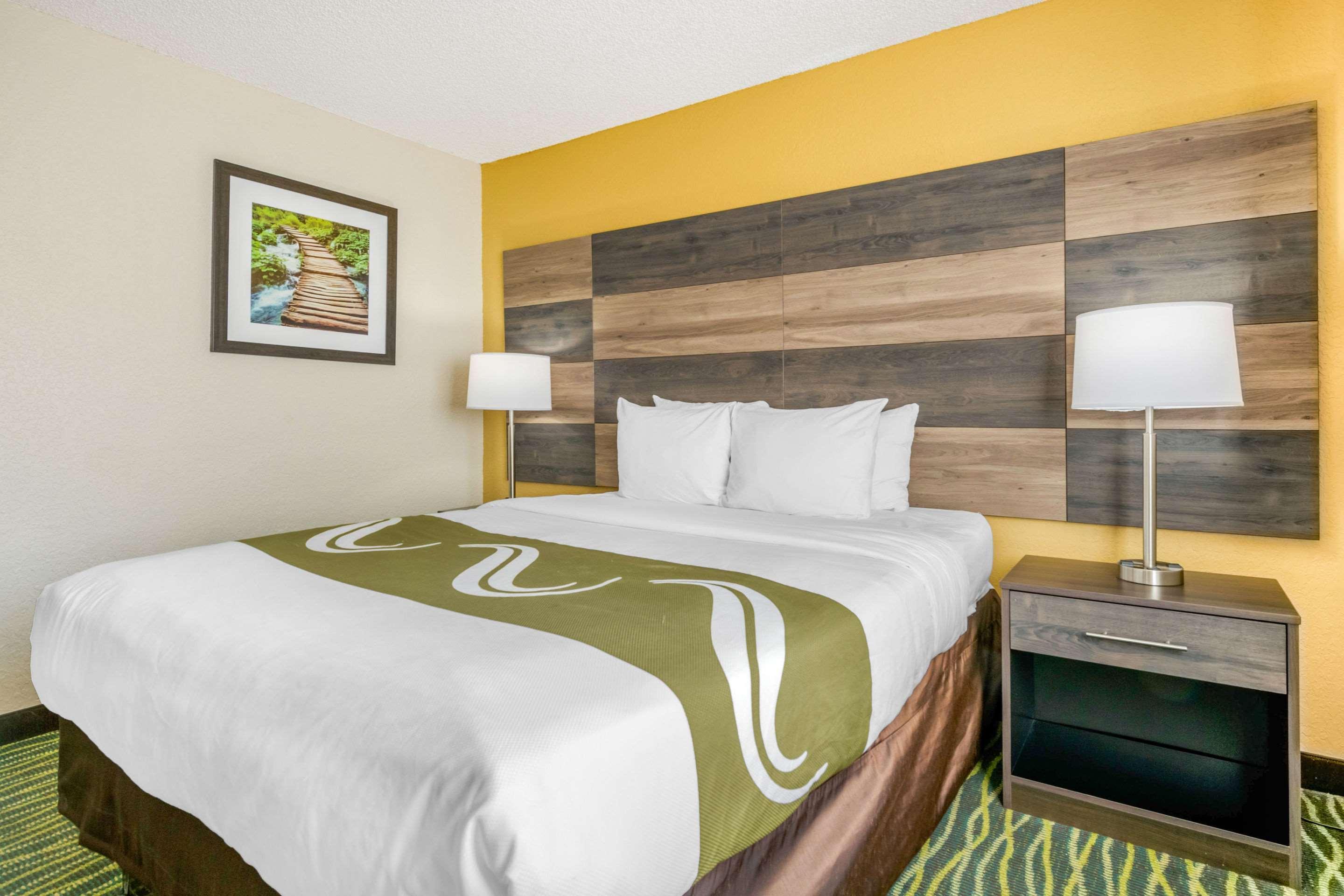 Quality Inn & Suites Leesburg Chain Of Lakes Exteriör bild