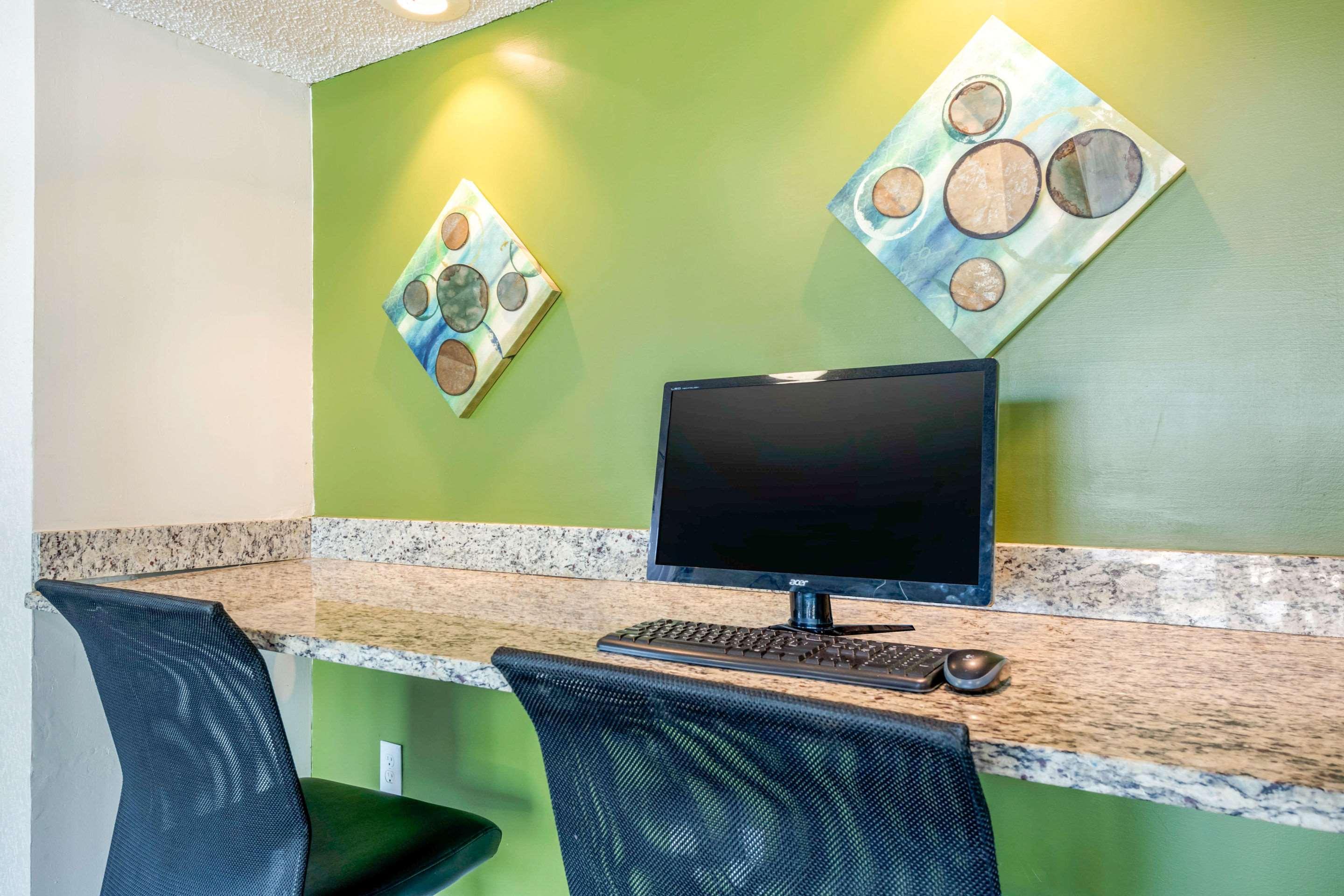 Quality Inn & Suites Leesburg Chain Of Lakes Exteriör bild