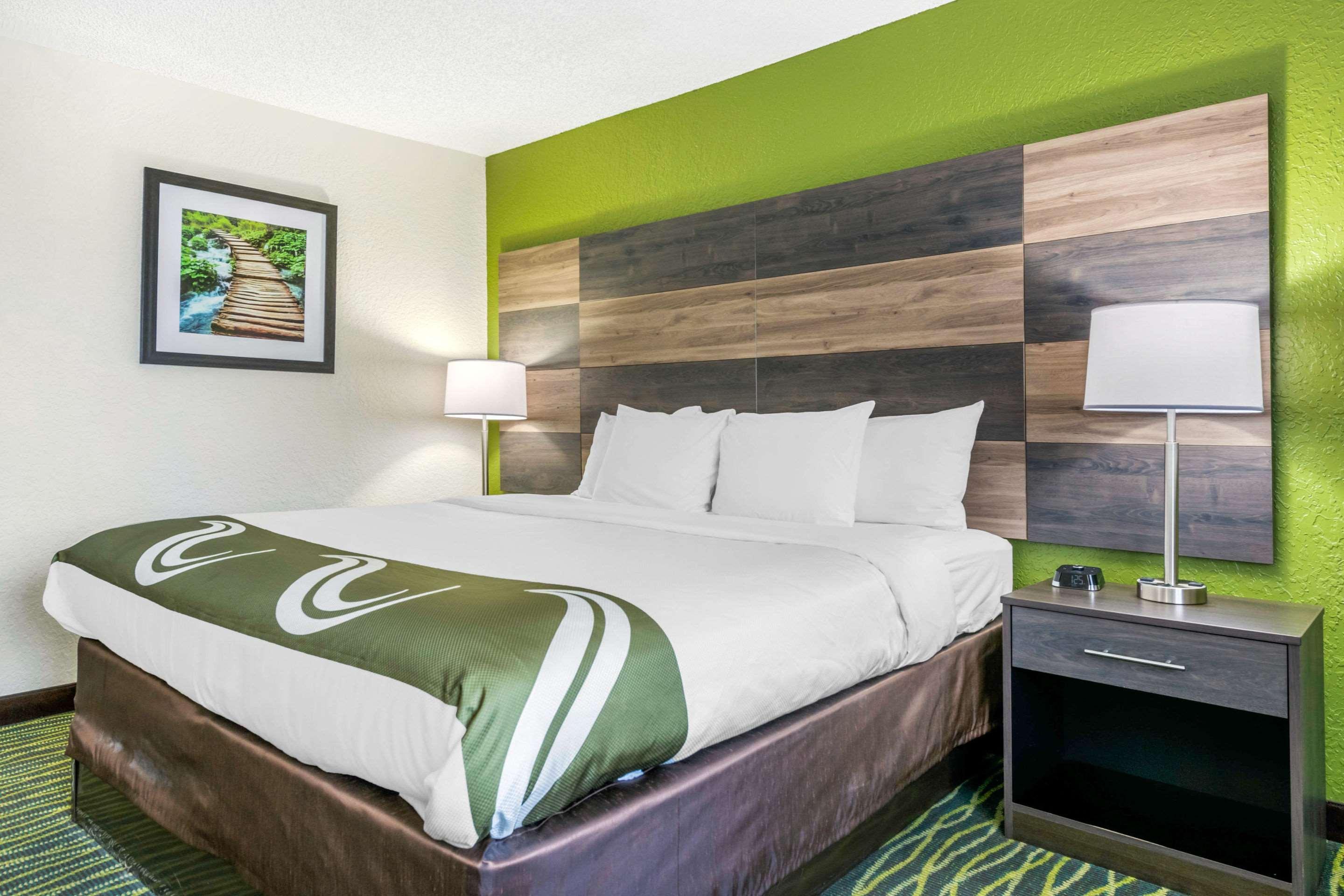 Quality Inn & Suites Leesburg Chain Of Lakes Exteriör bild
