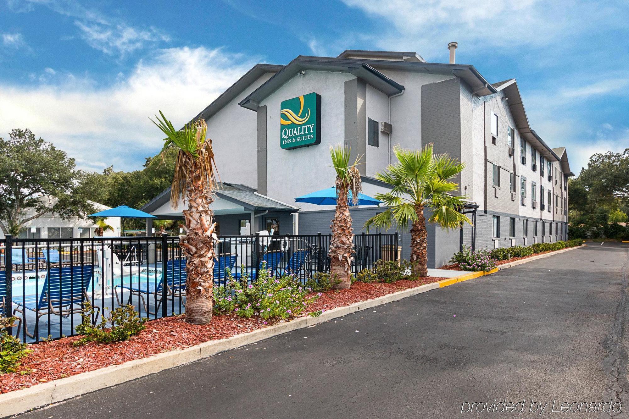 Quality Inn & Suites Leesburg Chain Of Lakes Exteriör bild