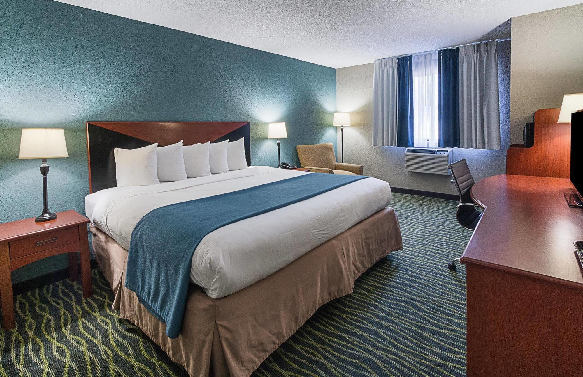 Quality Inn & Suites Leesburg Chain Of Lakes Exteriör bild